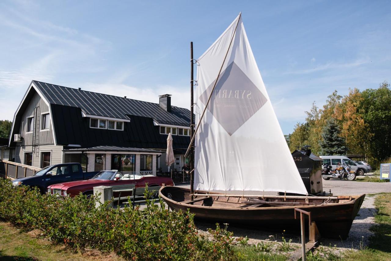 Bed & Breakfast Restaurang Sybarit Houtskar ภายนอก รูปภาพ