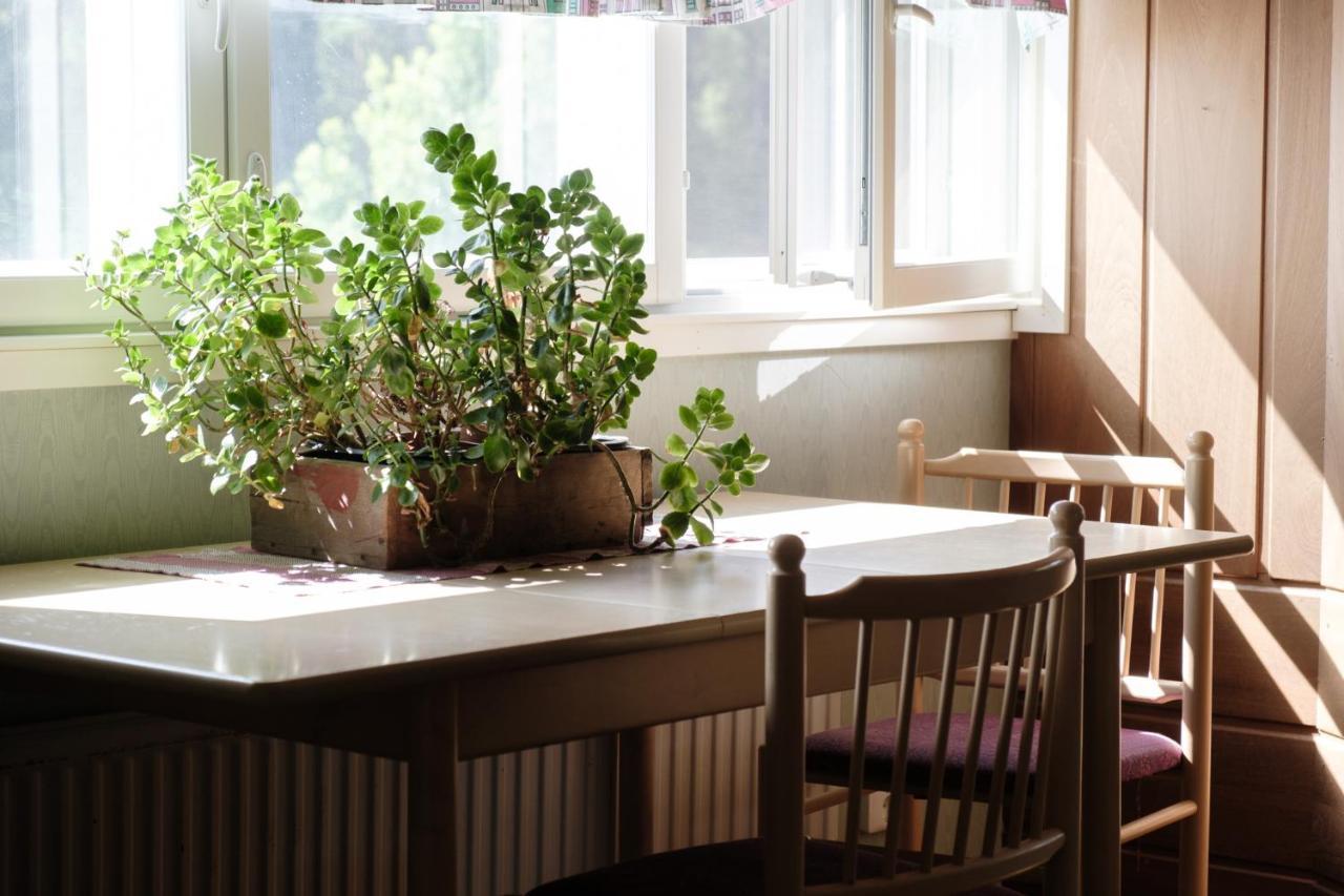 Bed & Breakfast Restaurang Sybarit Houtskar ภายนอก รูปภาพ