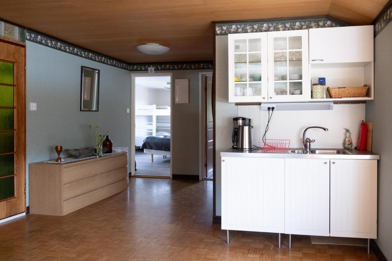 Bed & Breakfast Restaurang Sybarit Houtskar ภายนอก รูปภาพ